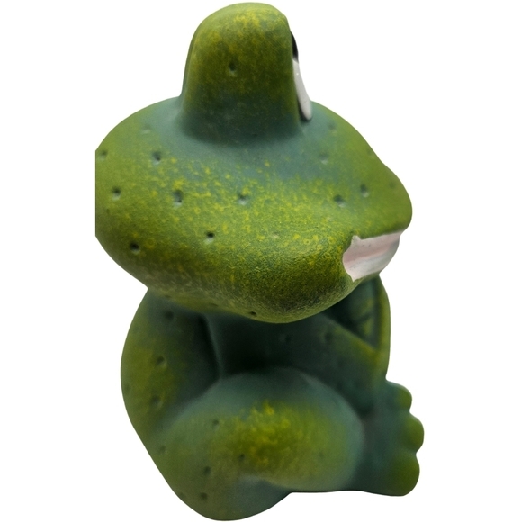 Derpy Ceramic Green Frog Figurine - Picture 4 of 8
